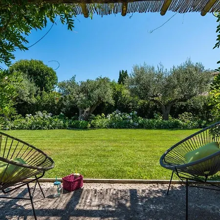 Beautiful 12 Guests With Pool In Tropez Villa