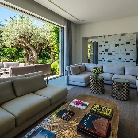 Villa Beautiful 12 Guests With Pool In Tropez
